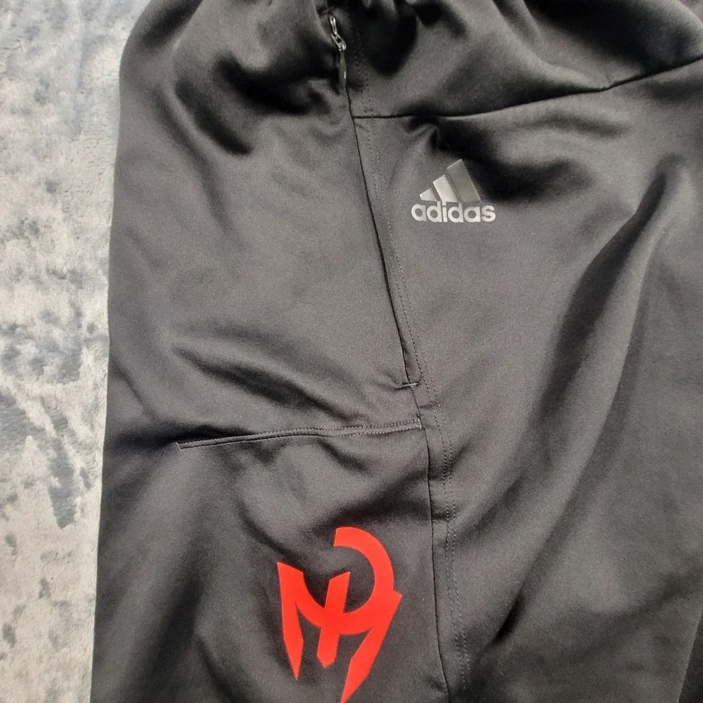 Men's Adidas Patrick Mahomes Football Shorts - Medium‎